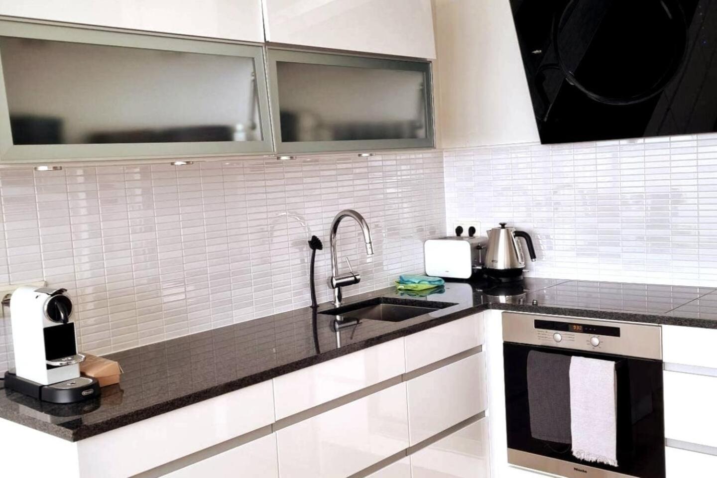 Day Dream Laugavegur Downtown Apartments Reykjavik Bagian luar foto